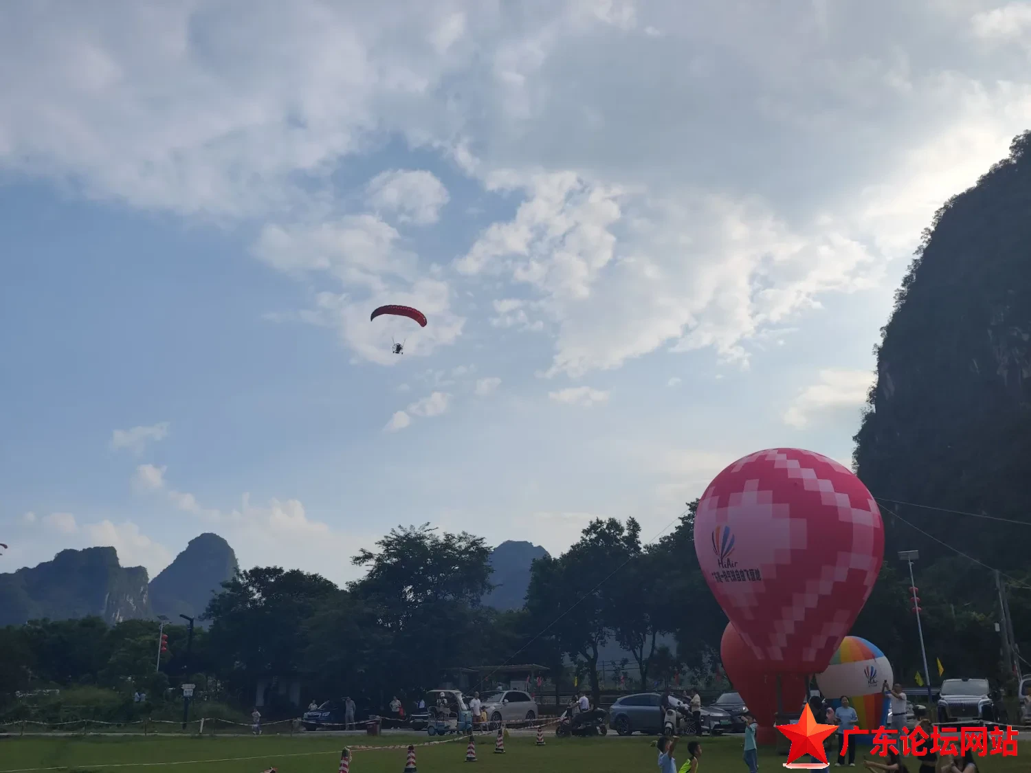 b388cd6b05655e03741809da117a63_livephoto.jpeg