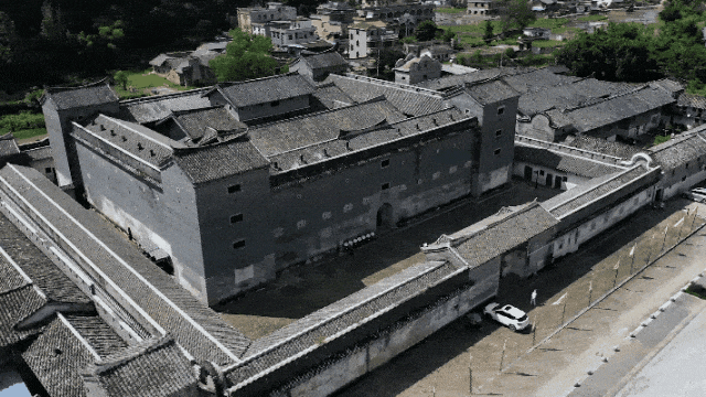 9bede1463f.gif